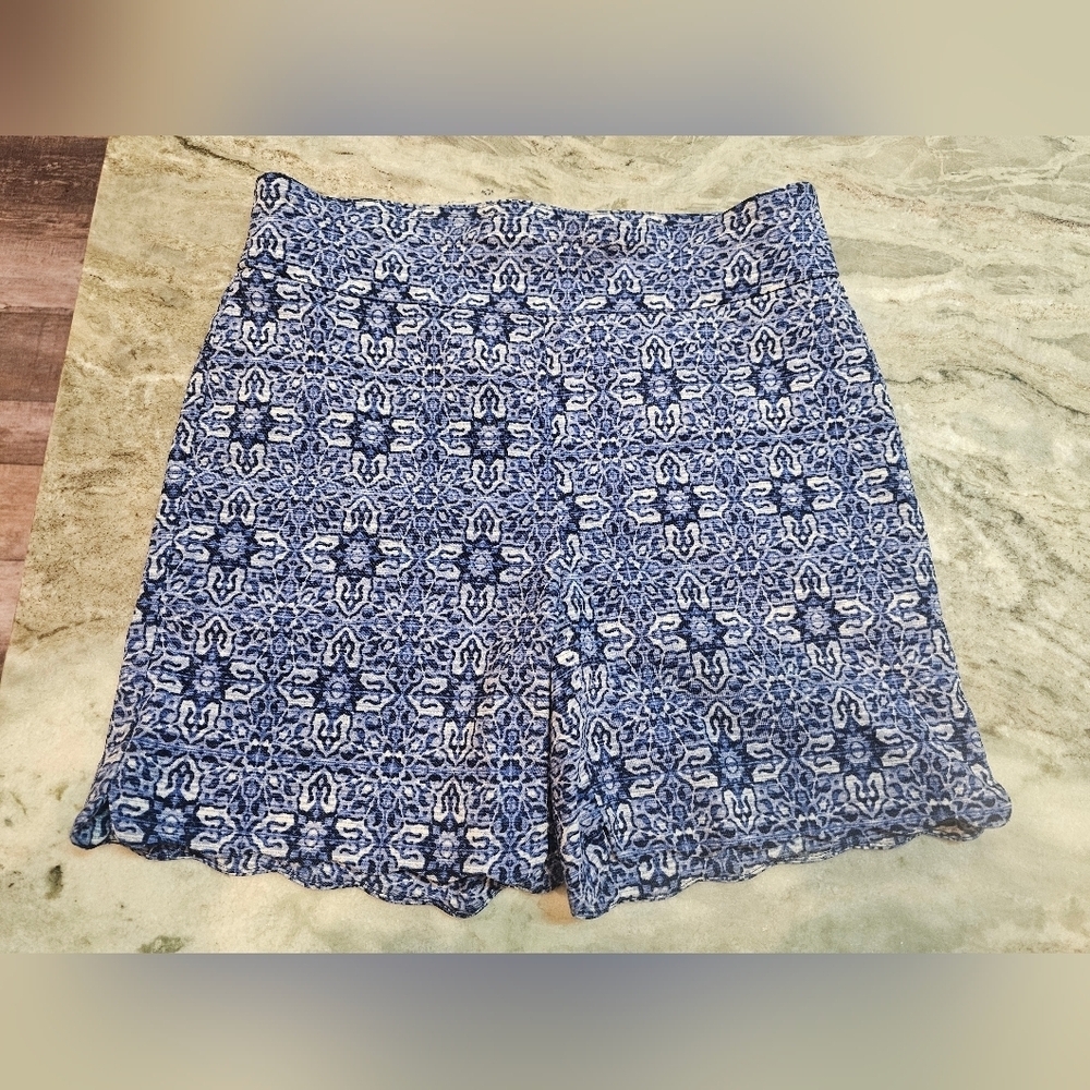 “Counterparts Women’s Small Blue Print Pull-On Stretch Shorts Rayon Blend”